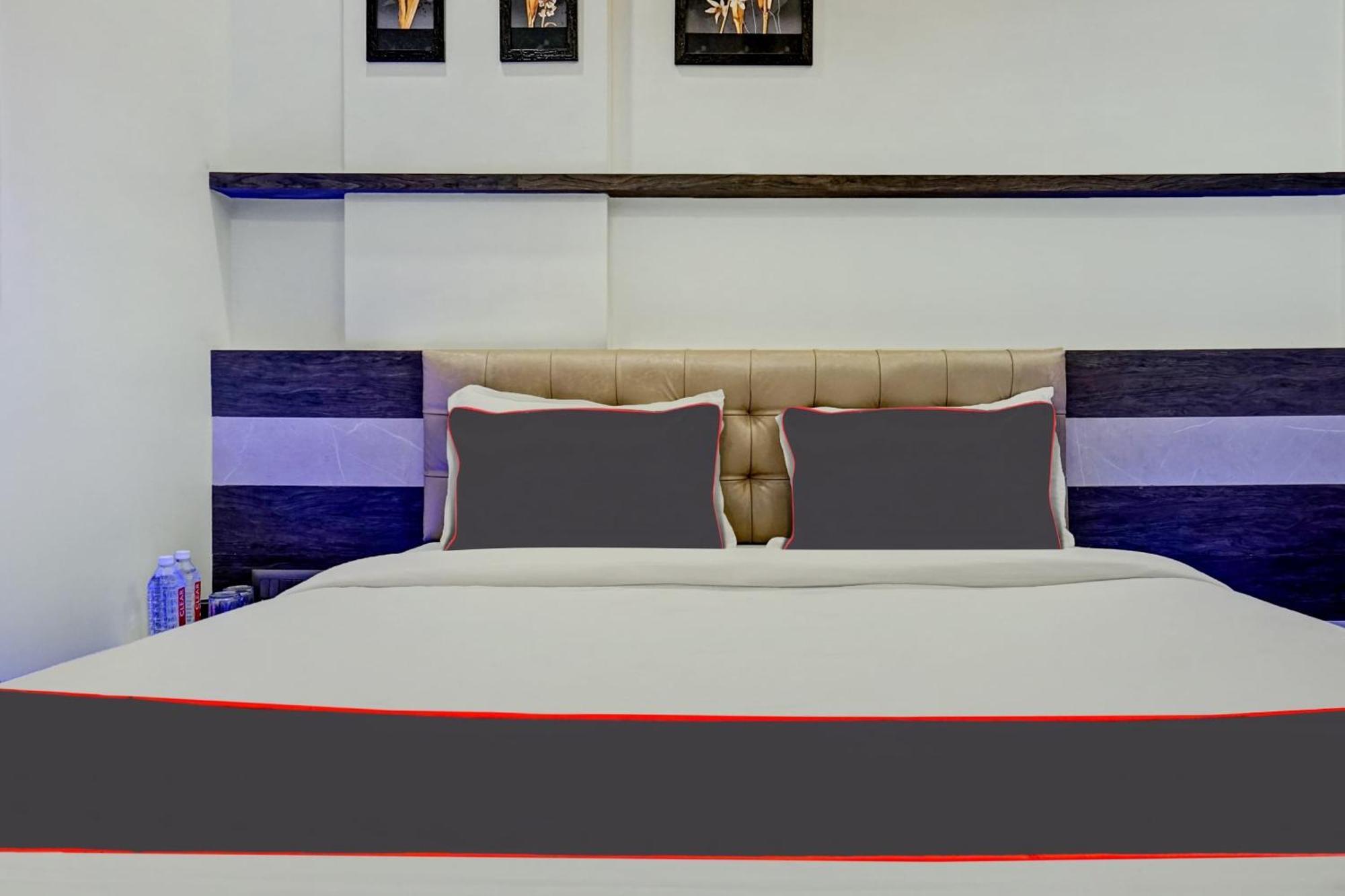 Super Townhouse Poona Royal Hotel Pimpri-Chinchwad Kültér fotó