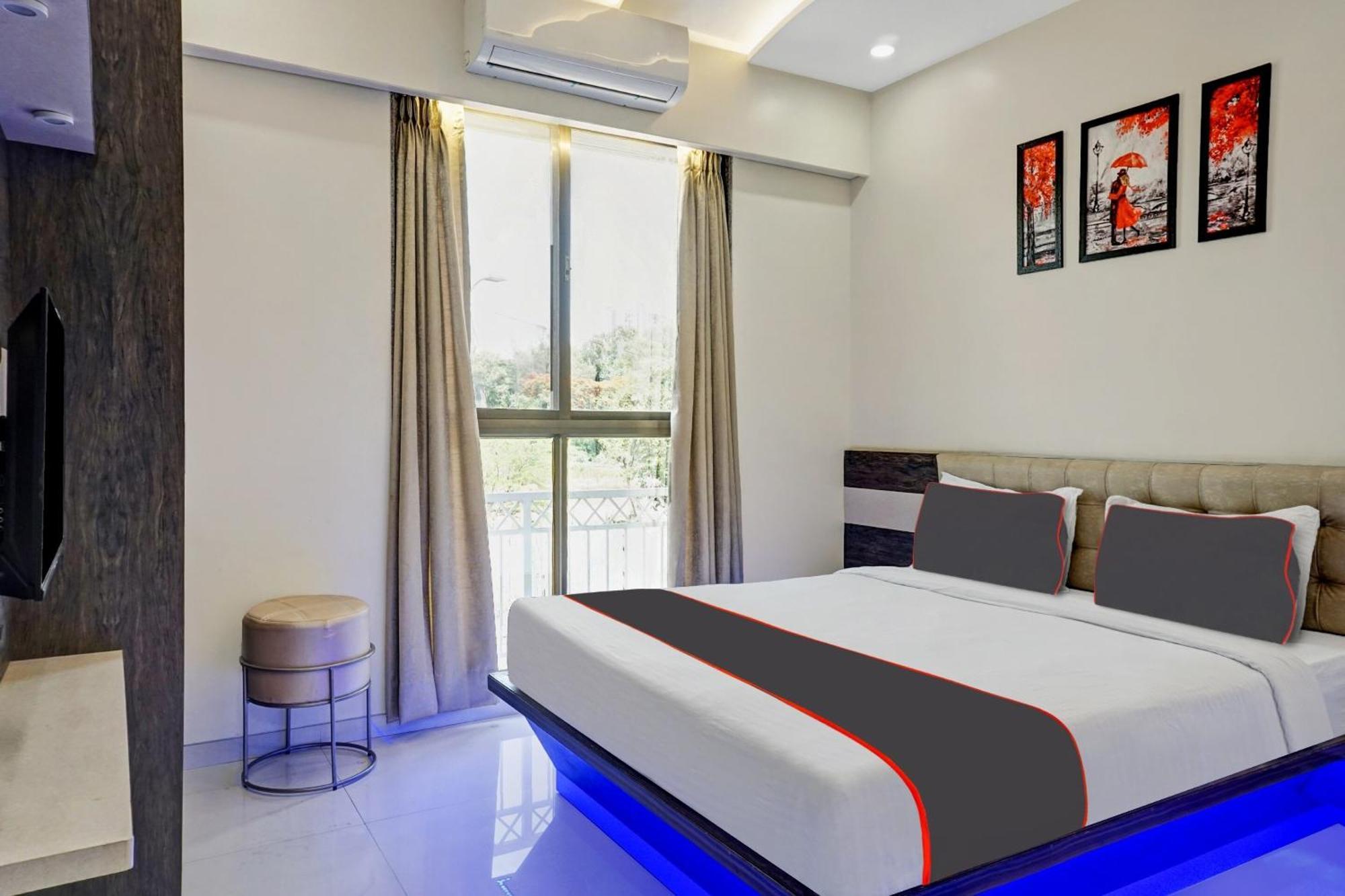 Super Townhouse Poona Royal Hotel Pimpri-Chinchwad Kültér fotó