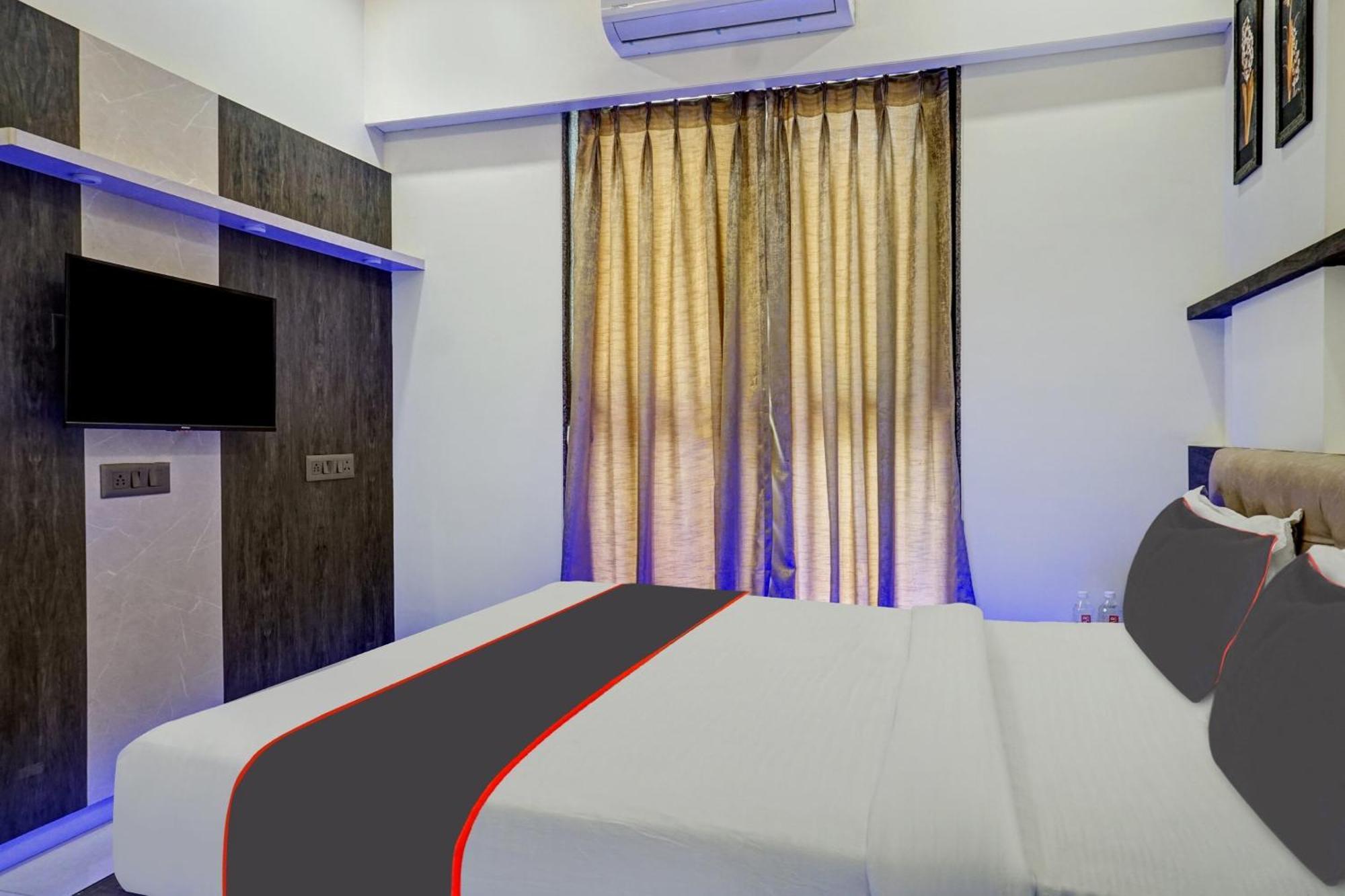 Super Townhouse Poona Royal Hotel Pimpri-Chinchwad Kültér fotó